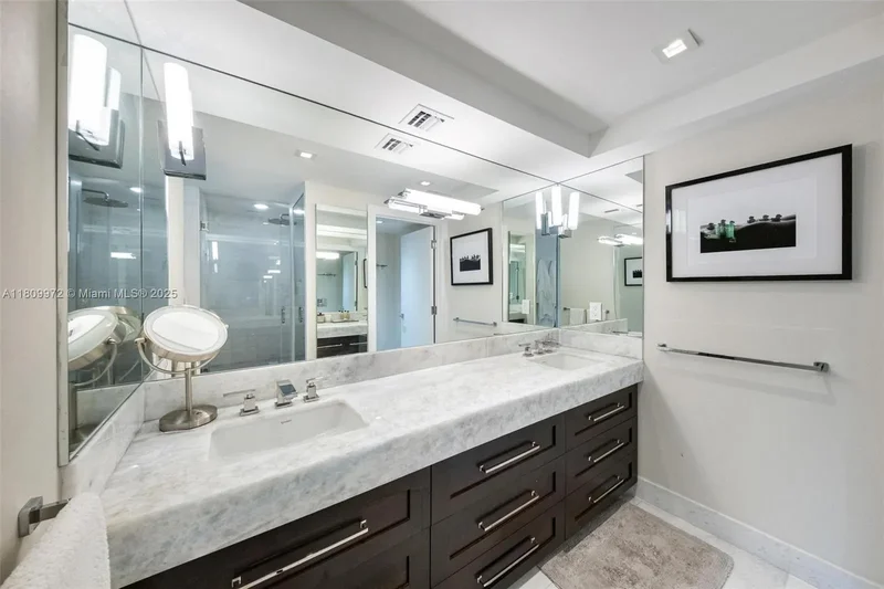 2901 S Bayshore Dr 17G/H, Miami, Florida, United States. - Photo 54