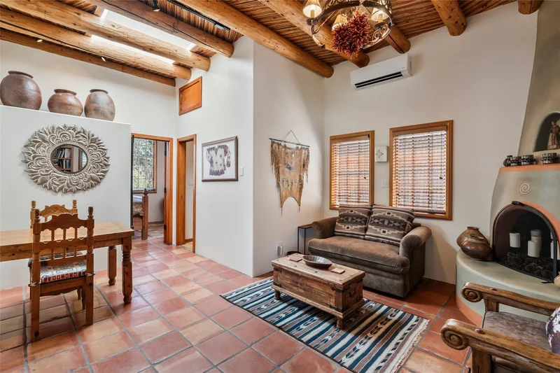 620 Camino Rancheros, Santa Fe, NM 87505, Santa Fe, New Mexico, United States. - Photo 50