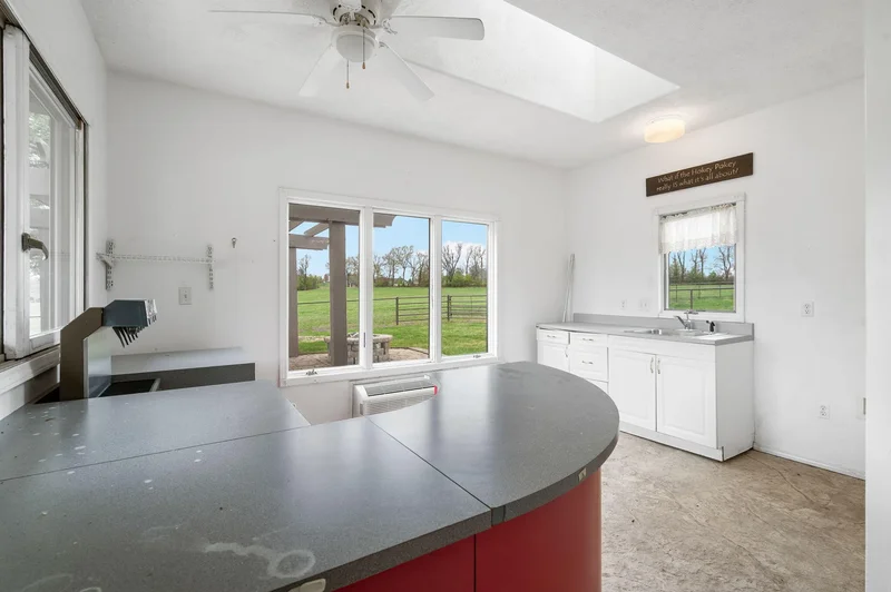 4156 E Division Street, Springfield, MO 65802, Springfield, Missouri, United States. - Photo 61
