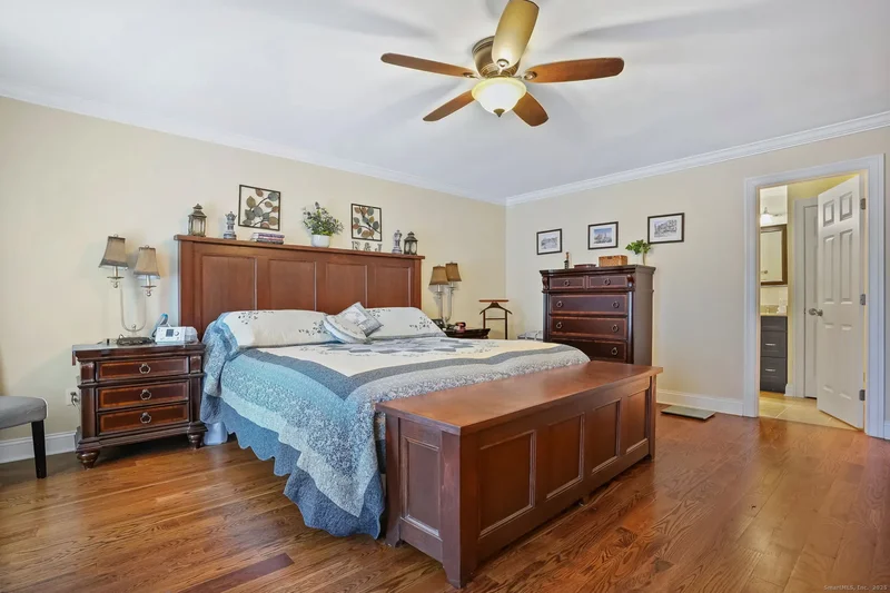 4 Bailey Boulevard, Bethel, Connecticut, United States. - Photo 21