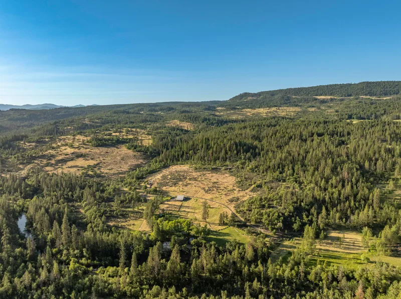 2871 Cobleigh, Eagle Point, OR, 97524, USA, Eagle Point, Oregon, United States. - Photo 68
