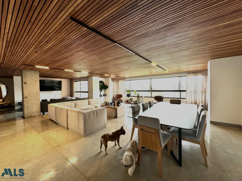 PENTHOUSE FOR SALE IN EL CAMPESTRE, EL POBLADO.