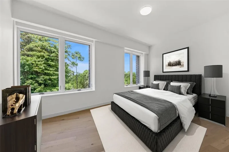218 Middle Neck Road, #110, Great Neck, New York, United States. - Photo 17