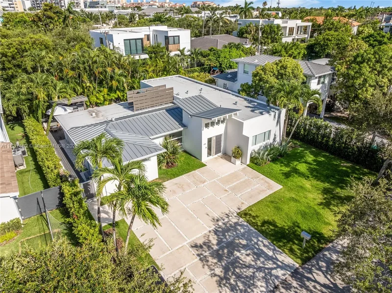 475 Woodcrest Rd, Key Biscayne, Florida, United States. - Photo 43