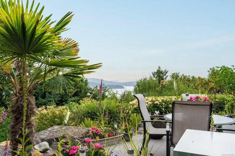11406 Sycamore Dr, North Saanich, British Columbia, Canada. - Photo 14