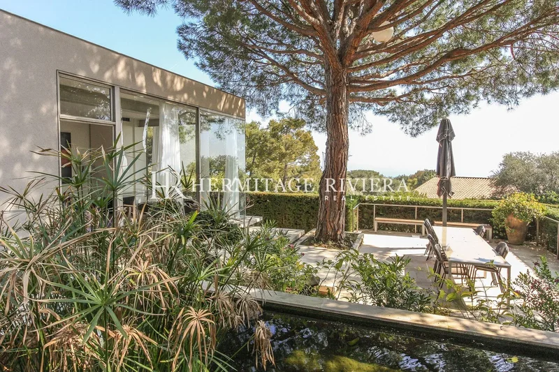 Saint-Jean-Cap-Ferrat, Provence-Alpes-Côte d'Azur, France. - Photo 17