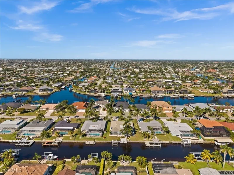 146 SW 51st Street, Cape Coral, FL 33914, Cape Coral, Florida, United States. - Photo 5
