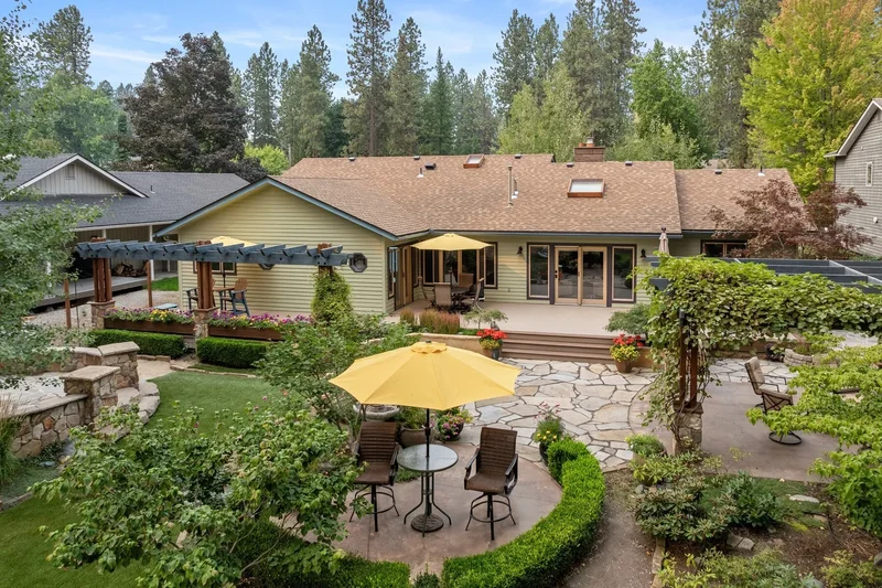 3867 W Fairway Dr, Coeur d'Alene, ID 83815, Coeur d'Alene, Idaho, United States. - Photo 23