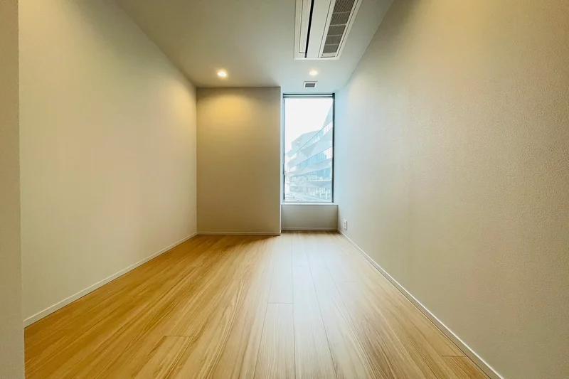Minato-ku, 13 108-0073, Minato City, Tokyo, Japan. - Photo 11