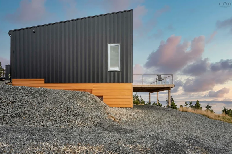 200 Middle Road, Lunenburg, Nova Scotia, Canada. - Photo 11