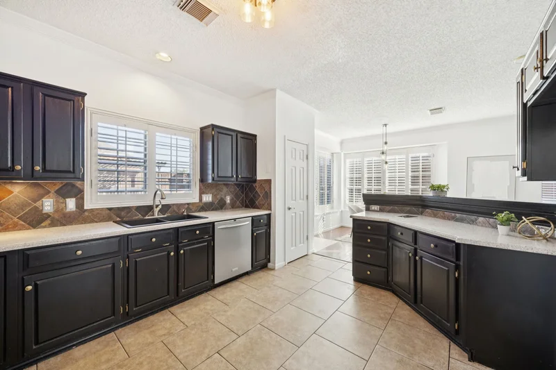 7020 Sharps Drive , Plano, TX 75025, Plano, Texas, United States. - Photo 14