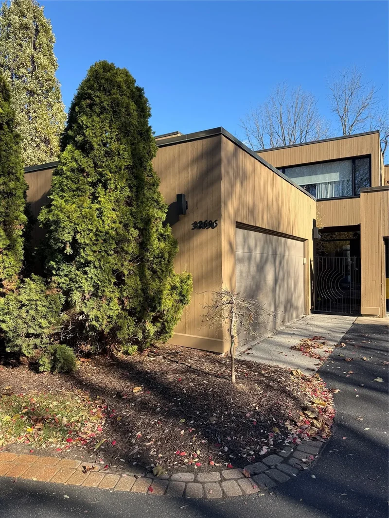 32696 Ravine Drive, Franklin, MI, 48025, USA, Beverly Hills, Michigan, United States. - Photo 18