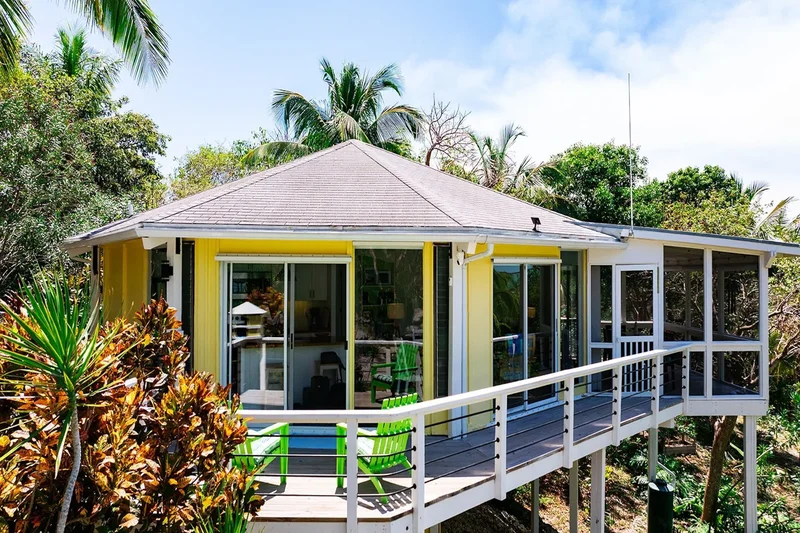 Hummingbird Treehouse , Green Turtle Cay, Treasure Cay, Central Abaco, The Bahamas. - Photo 9