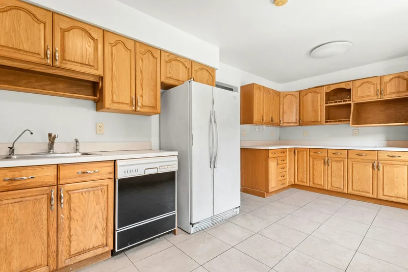 Meadow Lane, North Bergen, New Jersey, United States. - Photo 18