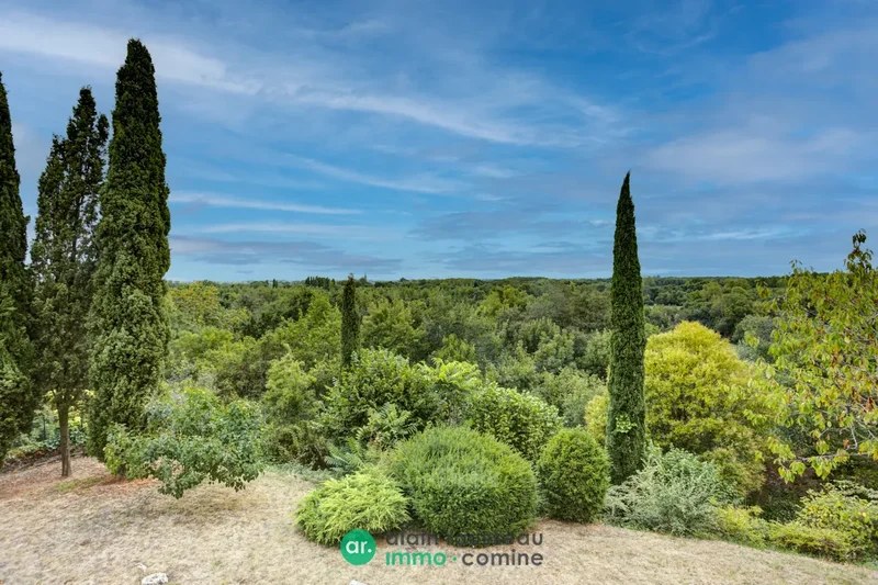 Maison 277m² – LES PONTS DE CE