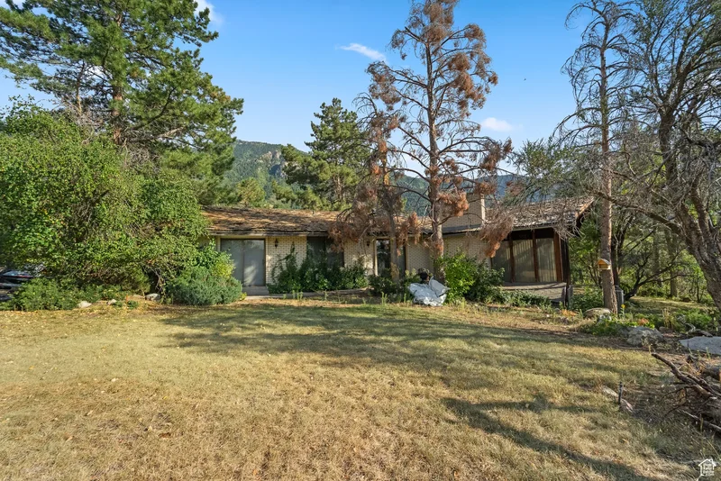 10665 S DIMPLE DELL DR E, Sandy, Utah, United States. - Photo 40
