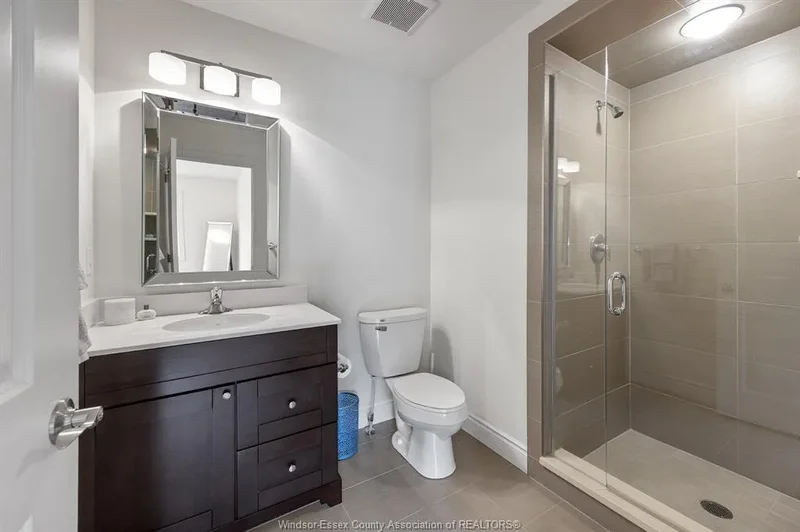 359 JORDAN Lane, Lakeshore, ON N8N 5E9, Windsor, Ontario, Canada. - Photo 25