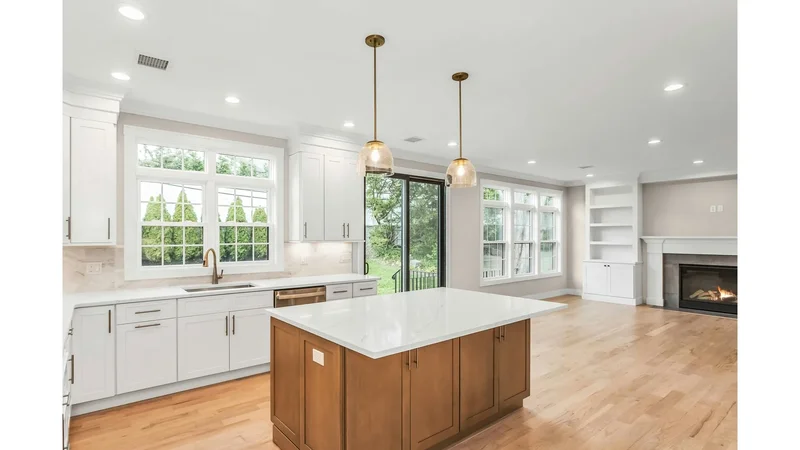 8 Sebree Place, Plainview, New York, United States. - Photo 3