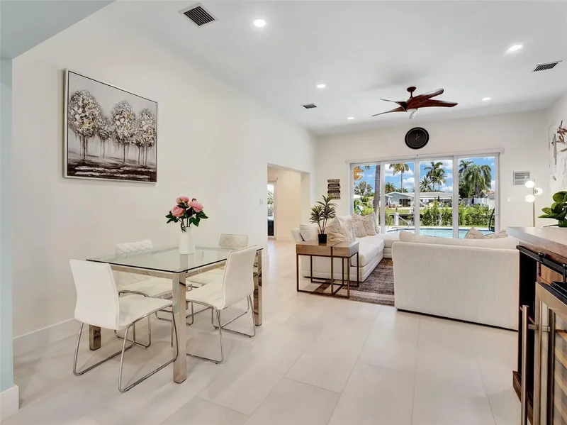 320 SE 5th Ave, Pompano Beach, Florida, United States. - Photo 36