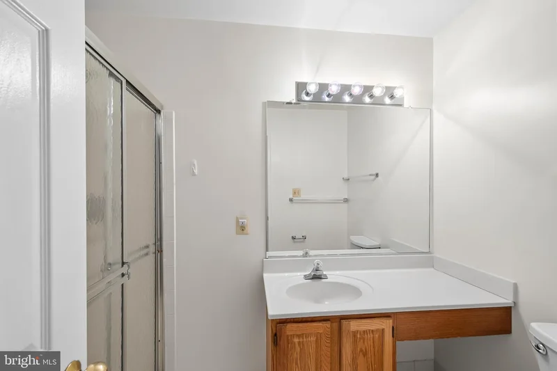 8019 Tanworth Court, Springfield, VA 22152, West Springfield, Virginia, United States. - Photo 34