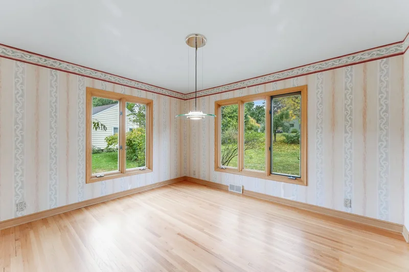 402 Sweet Briar Lane , Hopkins, MN 55343, Hopkins, Minnesota, United States. - Photo 28
