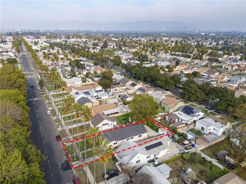 5104 8th Avenue, Los Angeles, California, United States. - Photo 41
