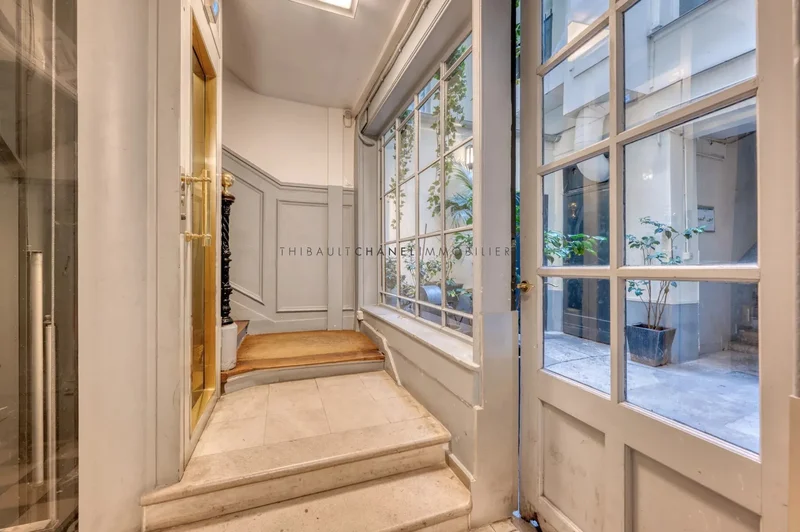 Paris 2nd – 3 rooms – 95 m²