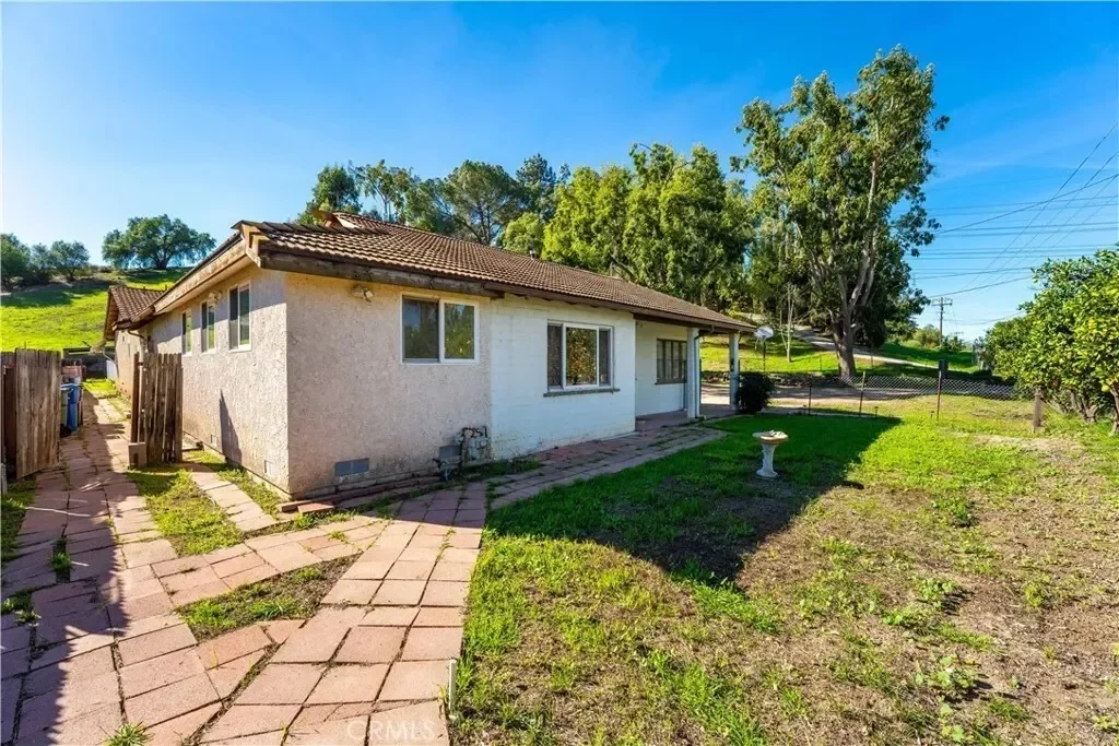 4295 Hitch Boulevard, Moorpark, California, United States. - Photo 4