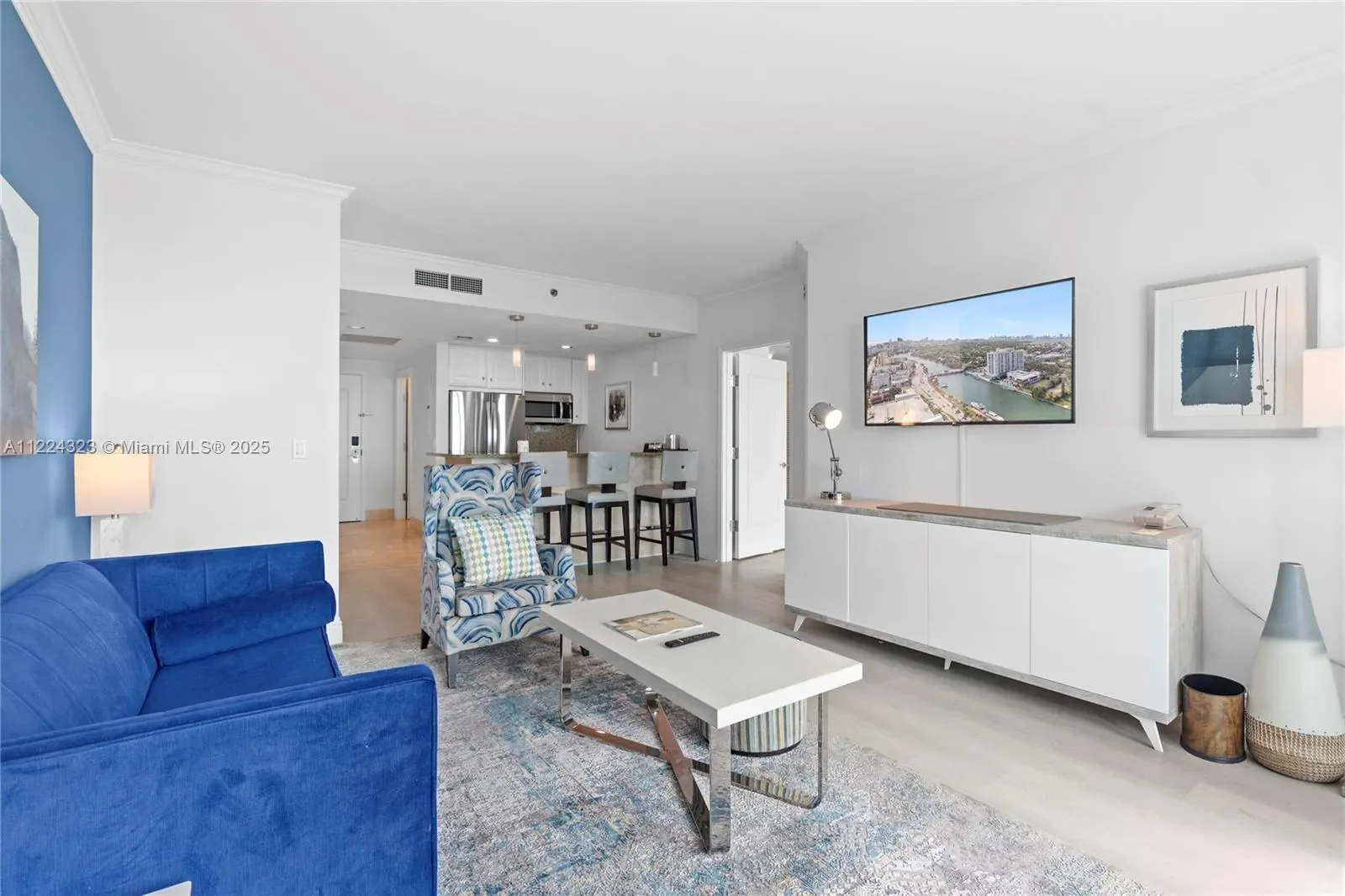 4401 COLLINS AV 2906/2908, Miami Beach, Florida, United States. - Photo 10