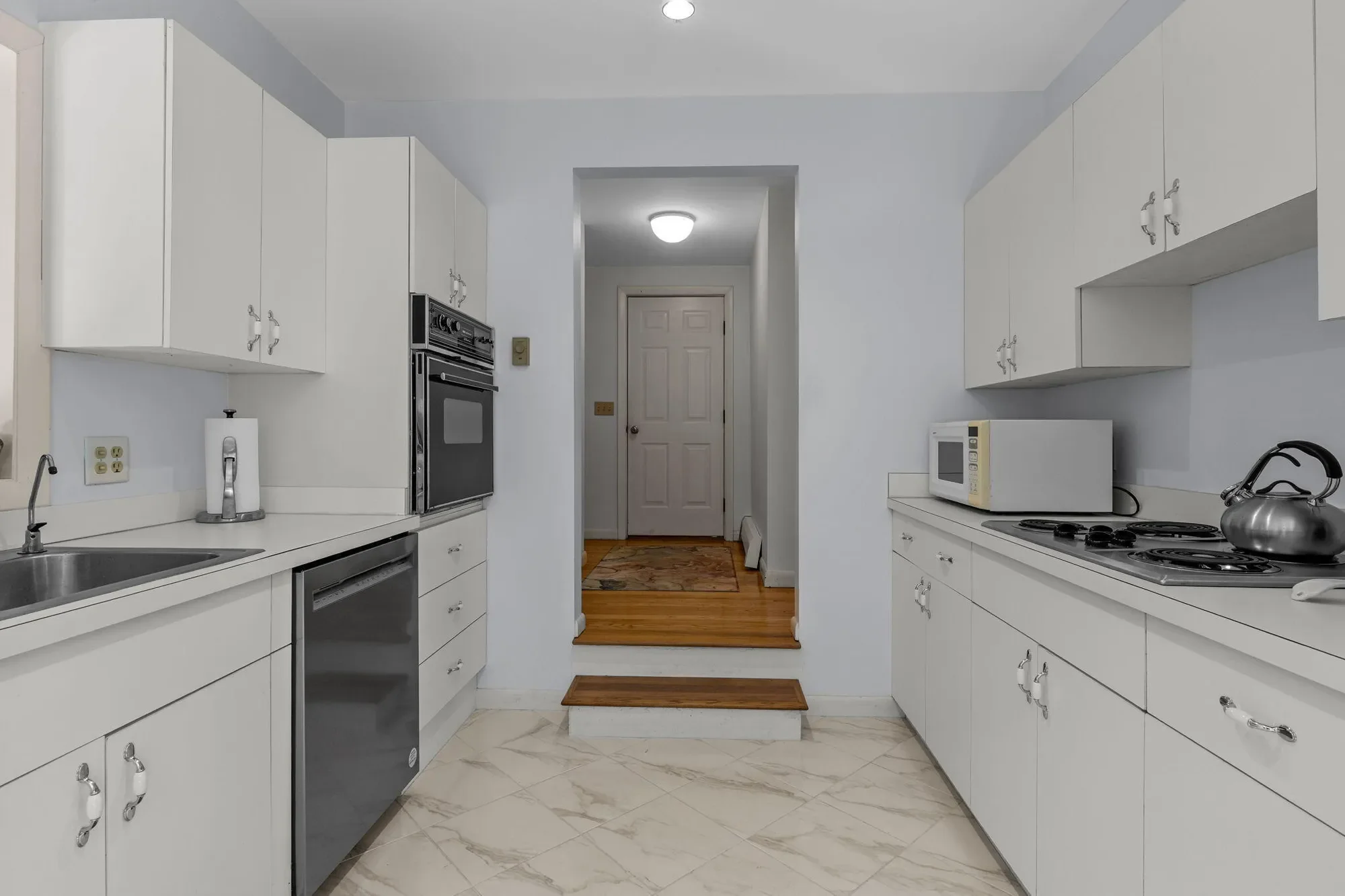 25 Twin Rocks Drive, Eastham, Massachusetts, United States. - Photo 13