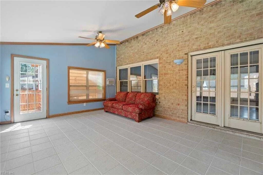Gallery photo 3