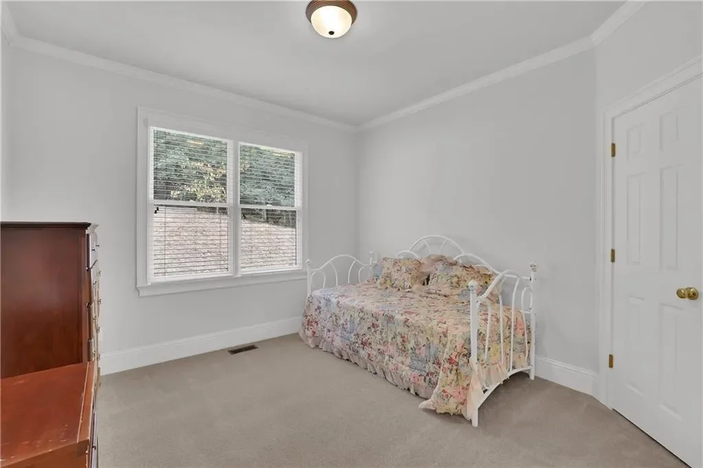 1502 Menlo Drive NW, Kennesaw, Georgia, United States. - Photo 16