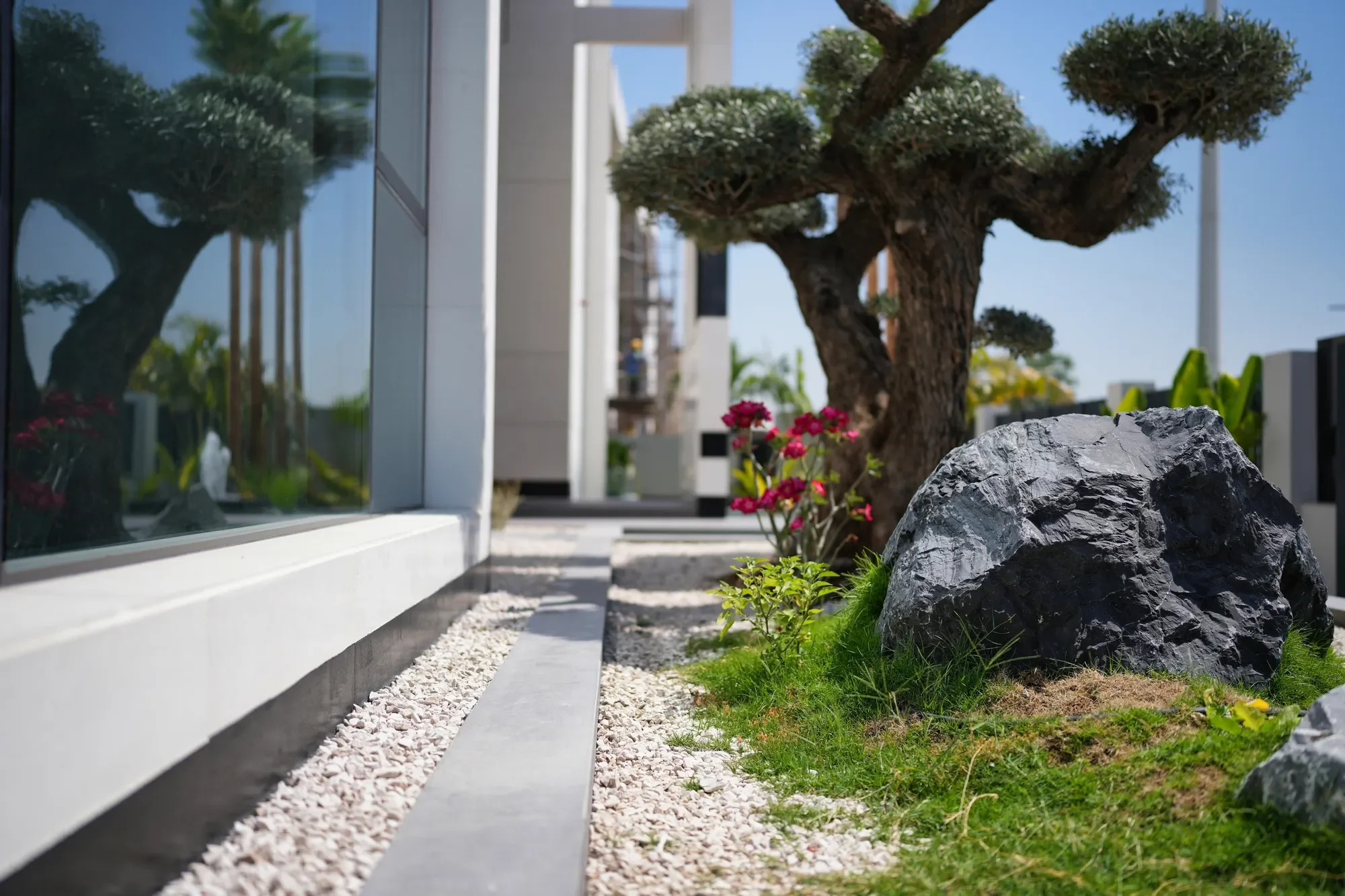 One-of-a-kind Luxury Mansion with Golf Course View
