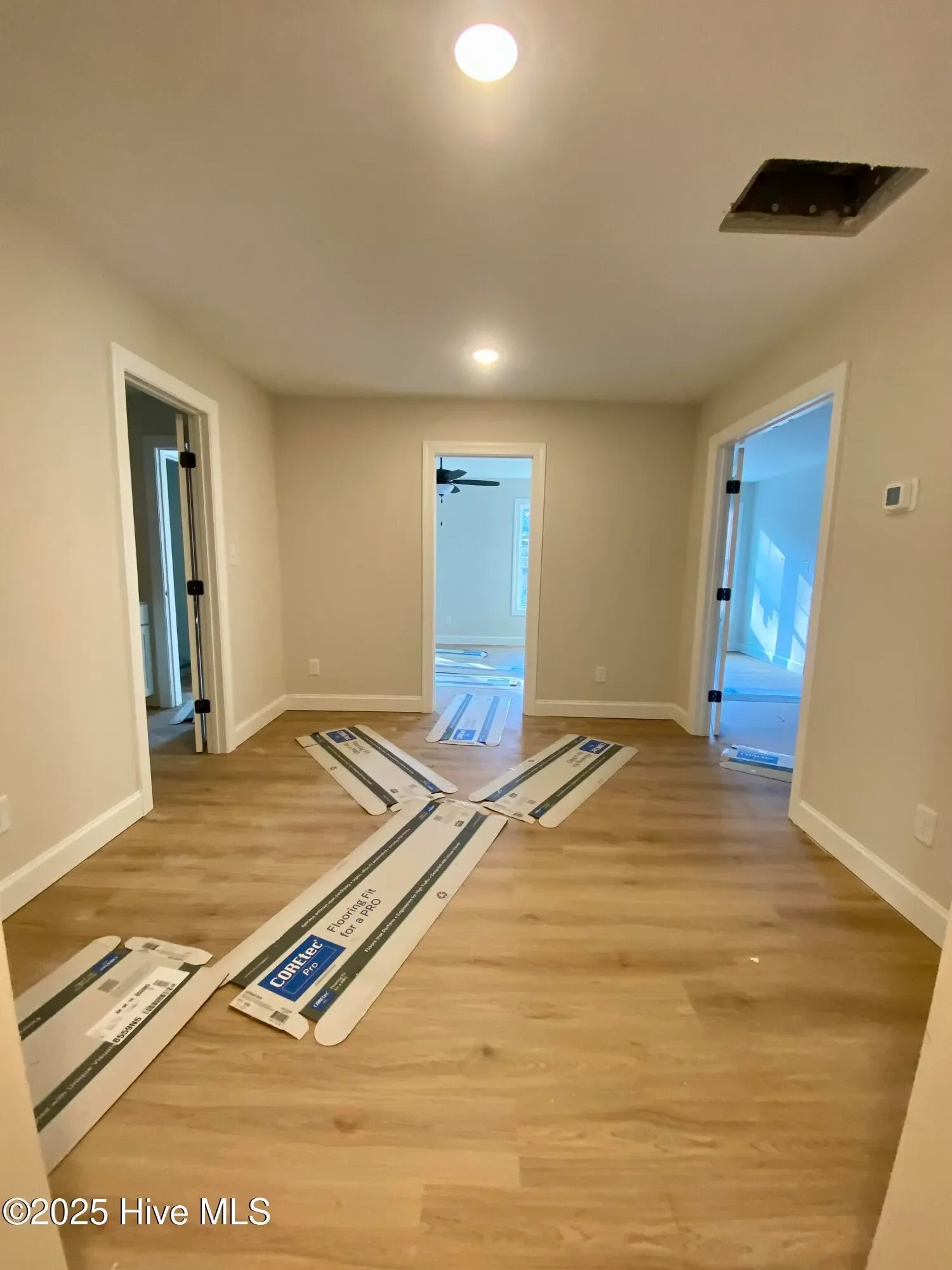 698 White Oak Crossing, Cedar Point, North Carolina, United States. - Photo 13
