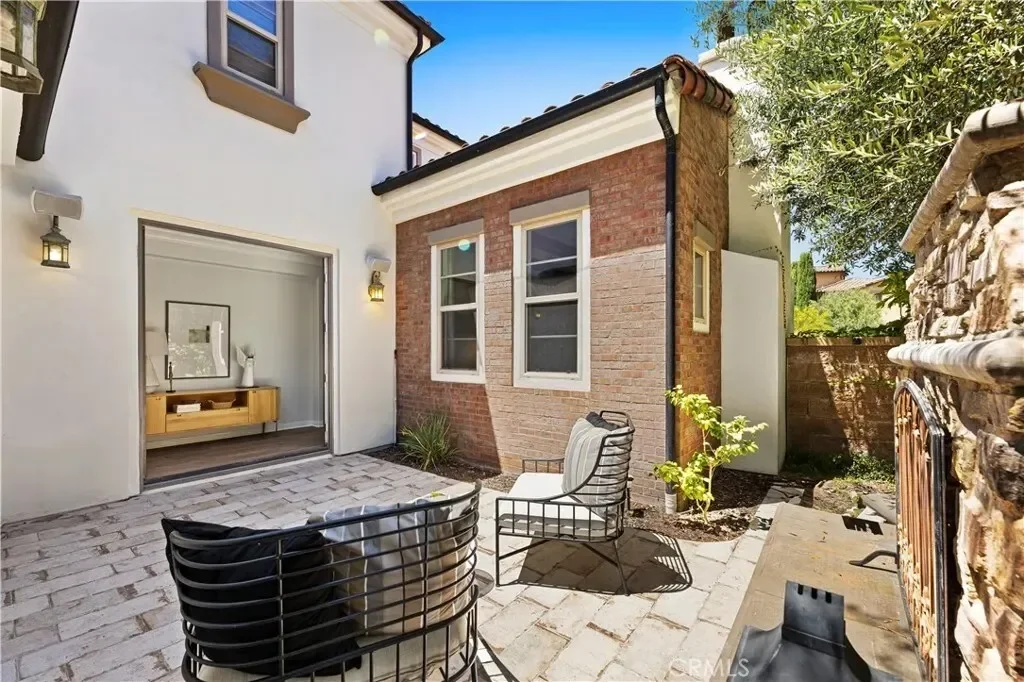 54 VALLEY TERRACE, Irvine, California, United States. - Photo 36