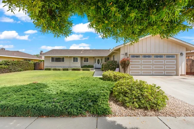 3 Bedrooms Single Family Detached