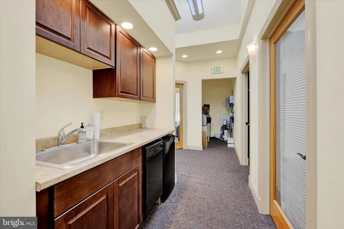 11240 REISTERSTOWN ROAD, Owings Mills, Maryland, United States. - Photo 32