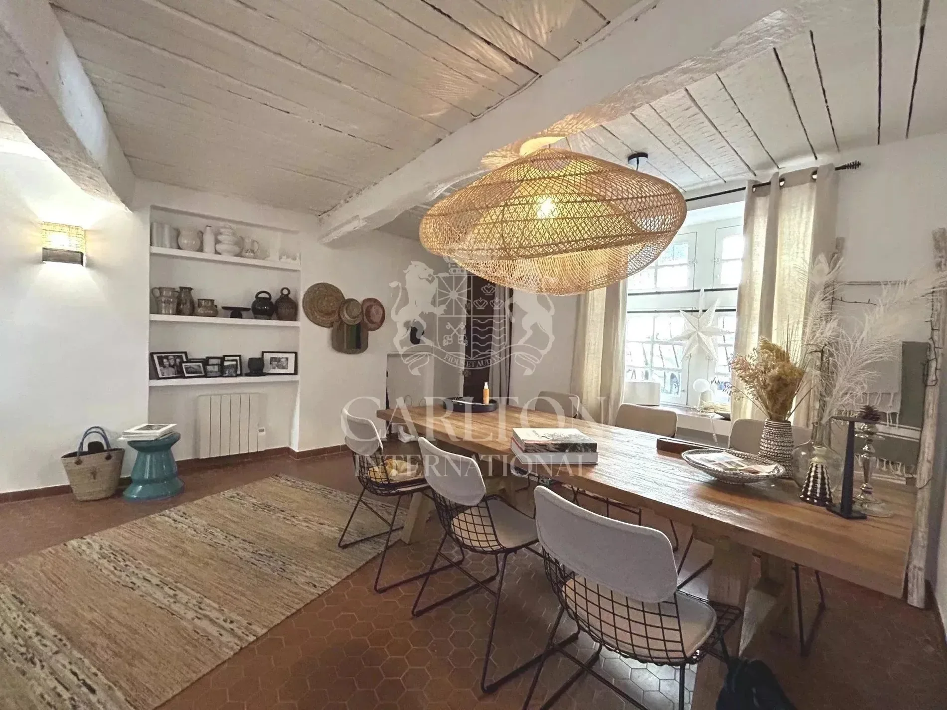 Gallery photo 4