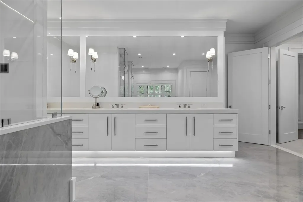 138 Woodland Road, Brookline, Massachusetts, United States. - Photo 7