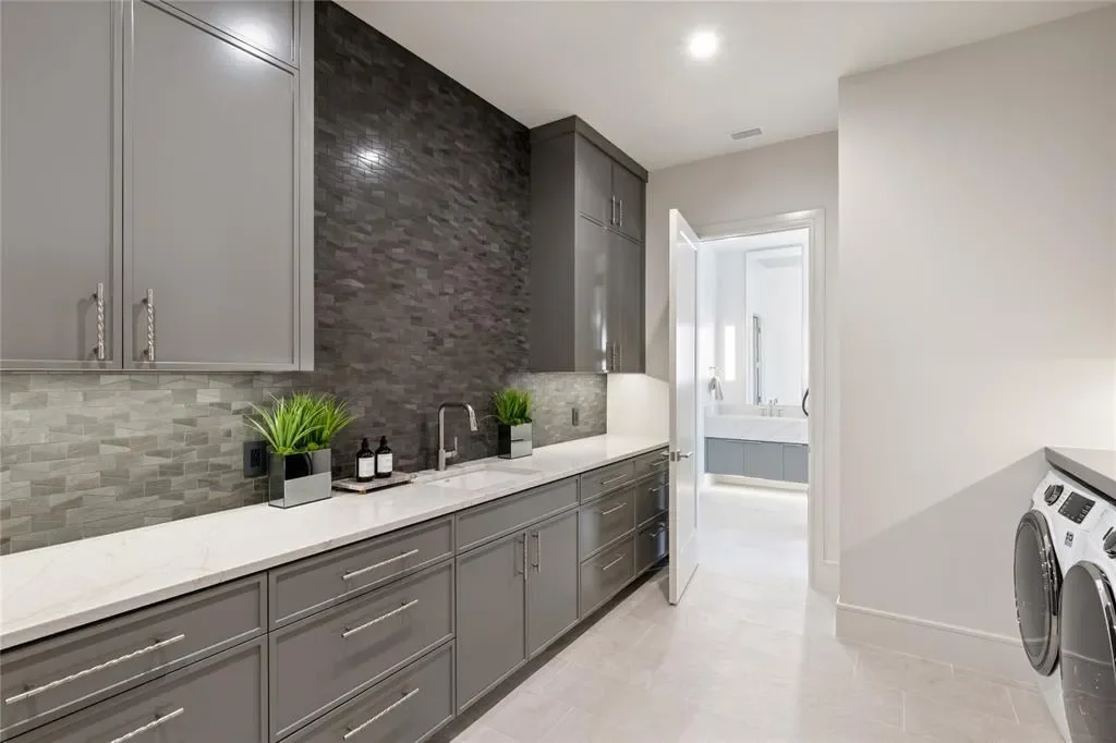 4557 Saint Estephe Place, Fort Worth, Texas, United States. - Photo 23