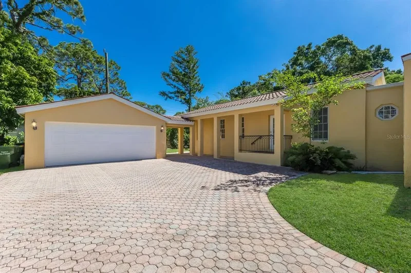 455 Acacia Drive, Sarasota, FL 34234, Sarasota, Florida, United States. - Photo 5