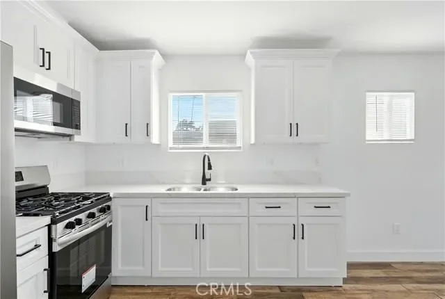 523 W 78th Street, Los Angeles, CA 90044, Los Angeles, California, United States. - Photo 35