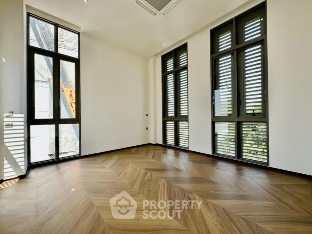 4BR Luxury Pool Villa in Bangkok at ADLER Chan Road (ID2028836)