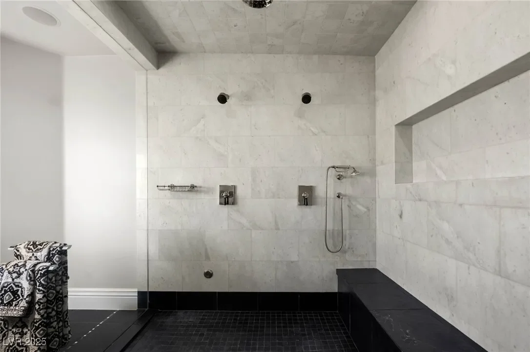 64 Promontory Ridge Drive, Las Vegas, Nevada, United States. - Photo 31