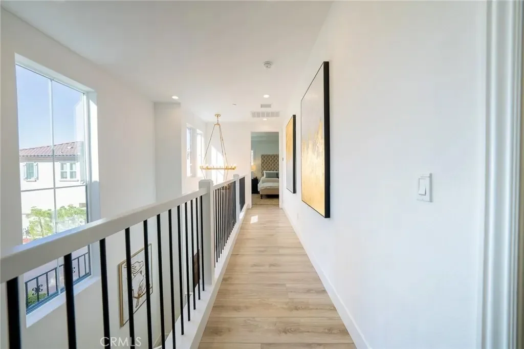20811 W Bur Oak, Los Angeles, California, United States. - Photo 14