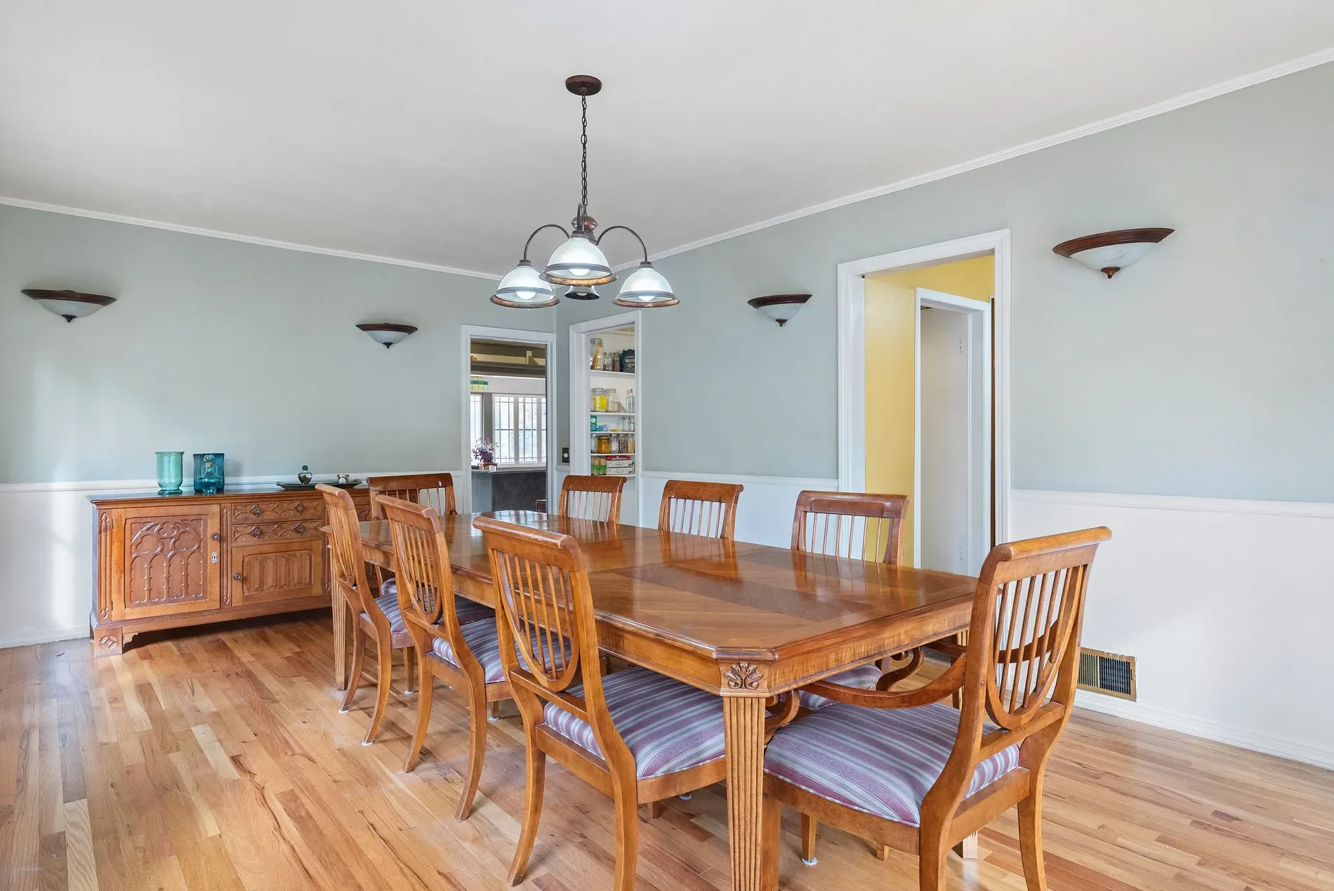 1515 W Cheyenne Road , Colorado Springs, CO 80906, Colorado Springs, Colorado, United States. - Photo 16