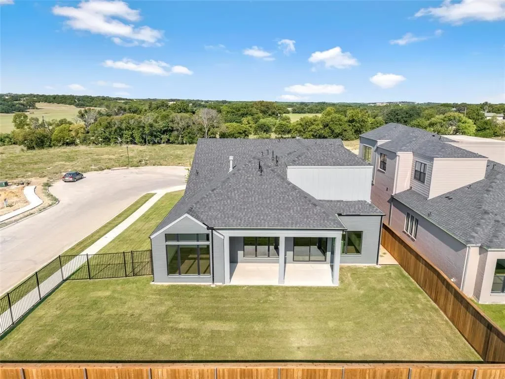 165 Lantern Ridge Drive, Aledo, Texas, United States. - Photo 34