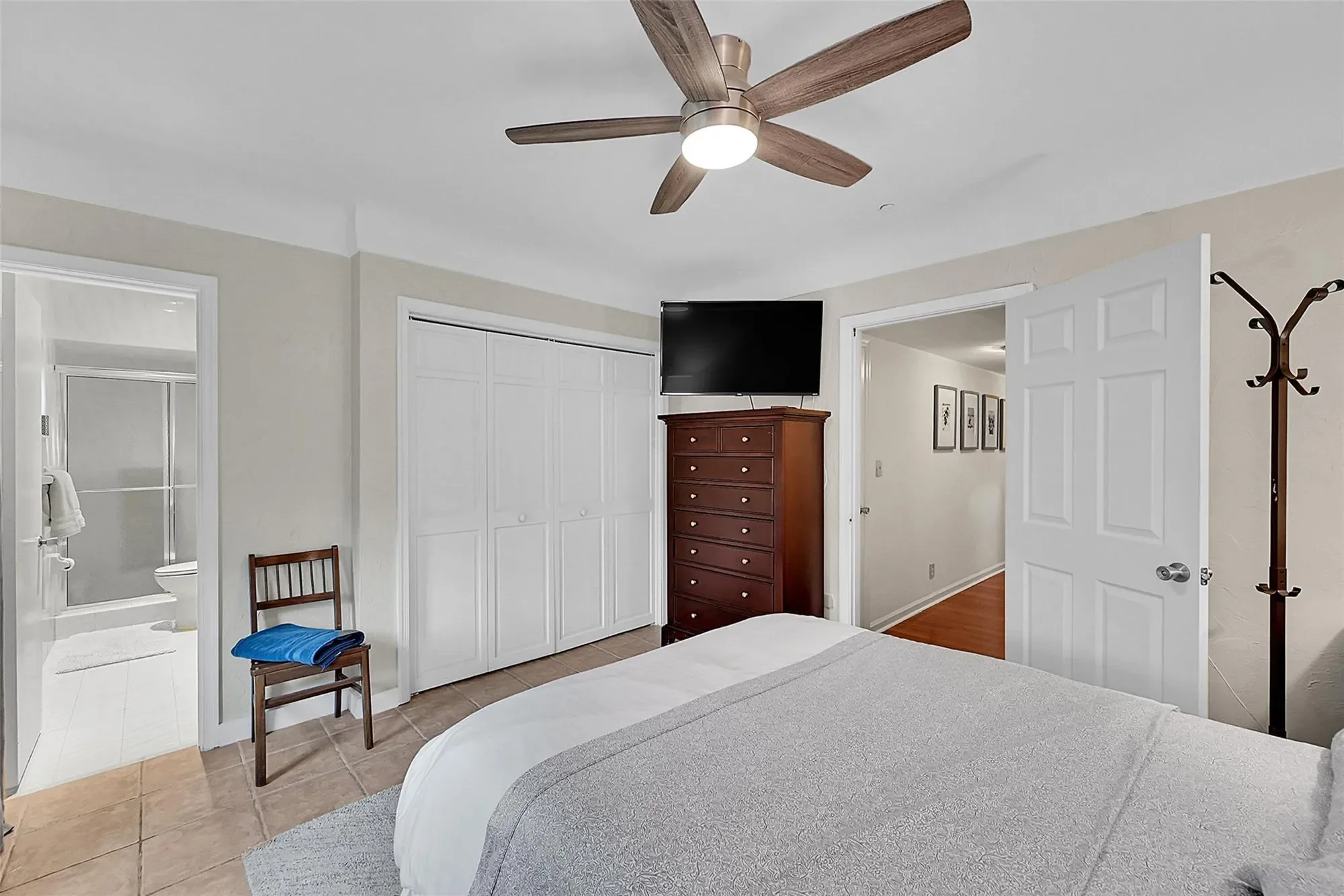 3999 NE 15th Ave, Oakland Park, Florida, United States. - Photo 39