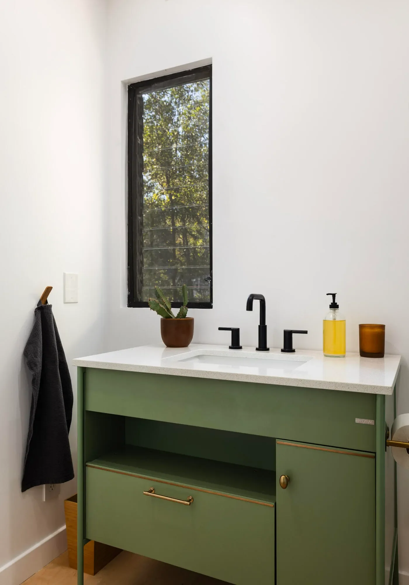 1512 Hillcrest Road, Santa Barbara, California, United States. - Photo 3