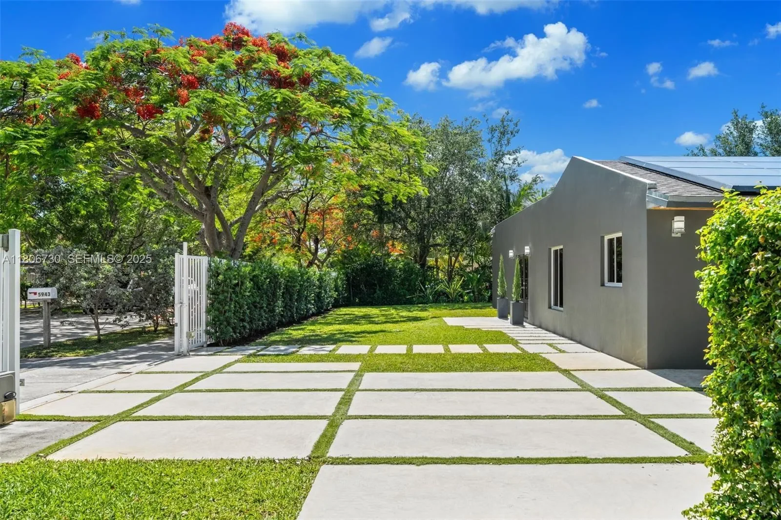 5943 SW 62nd St, South Miami, FL 33143, Miami, Florida, United States. - Photo 49